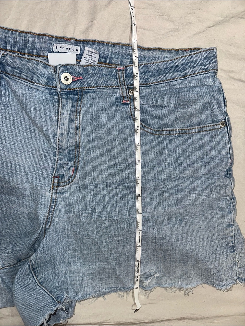 Carolina Blues Plus - Light Wash Denim Cutoff Shorts with Frayed Hem sz.18w - Picture 9 of 9